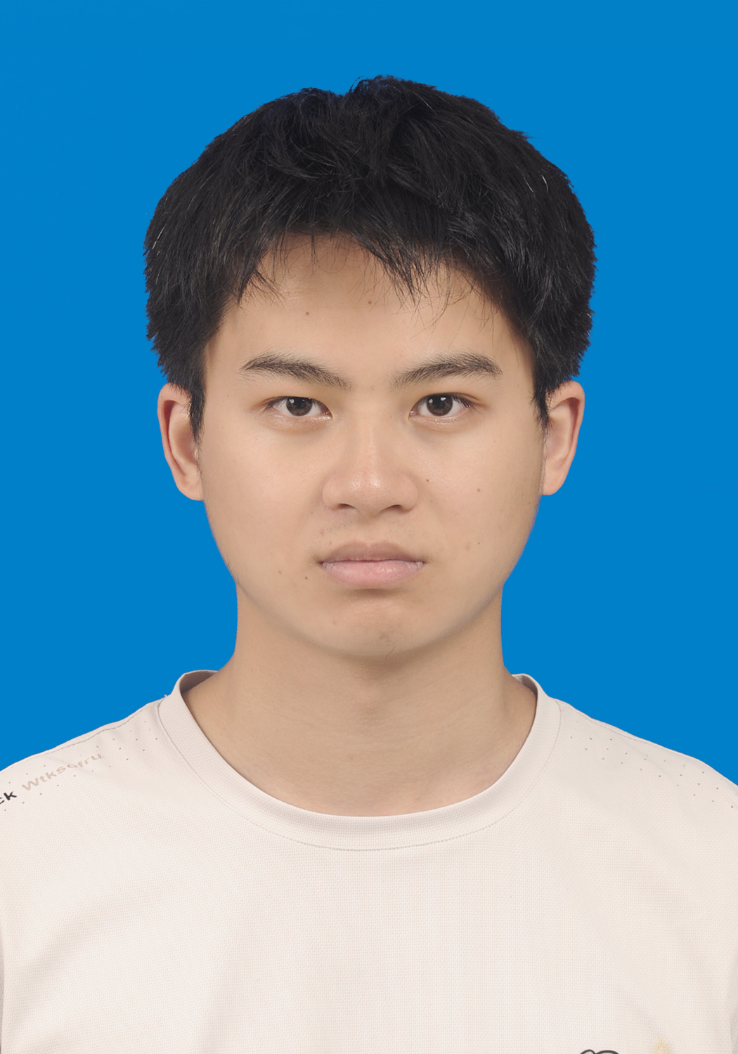 Yuanyi Yan